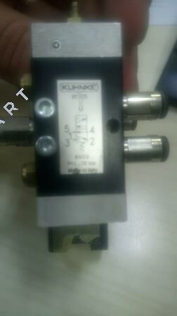 120.000045 - 11207 87.024 5/2 steel spool valve